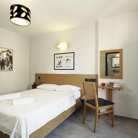 Hush Hostel Moda 이스탄불 외부 사진